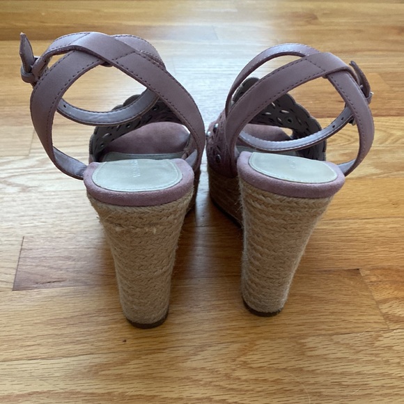 Marc Fisher Wedges. - Picture 3 of 4